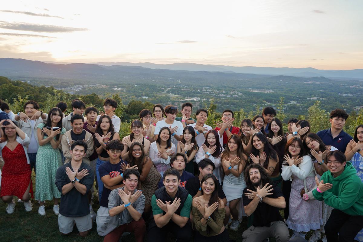 Eagles' family picture at Sunset Series